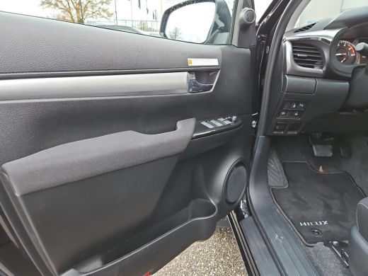 Toyota Hilux 2.4 D-4D Double Cab VAN Professional Premium BPM vrij ActivLease financial lease