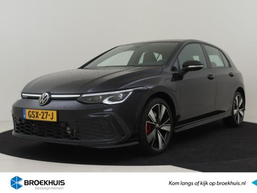 Volkswagen Golf 1.4 245PK eHybrid GTE | Matrix LED Koplampen | Stoel+Stuurwielverwaming | DeepBlack Parellak | 18... Volkswagen Golf 1.4 245PK eHybrid GTE | Matrix LED Koplampen | Stoel+Stuurwielverwaming | DeepBlack Parellak | 18...