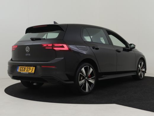 Volkswagen Golf 1.4 245PK eHybrid GTE | Matrix LED Koplampen | Stoel+Stuurwielverwaming | DeepBlack Parellak | 18... ActivLease financial lease