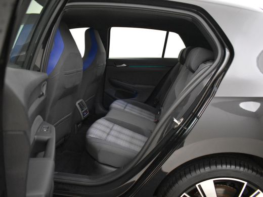 Volkswagen Golf 1.4 245PK eHybrid GTE | Matrix LED Koplampen | Stoel+Stuurwielverwaming | DeepBlack Parellak | 18... ActivLease financial lease