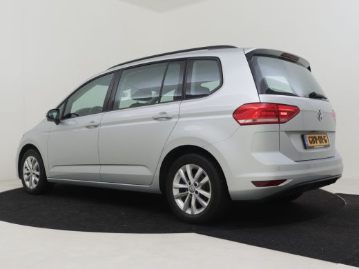 Volkswagen Touran 1.5TSI 150pk DSG | 100% Dealeronderhouden | Navigatie | Adaptive Cruise Control | Stoelverwarming... ActivLease financial lease
