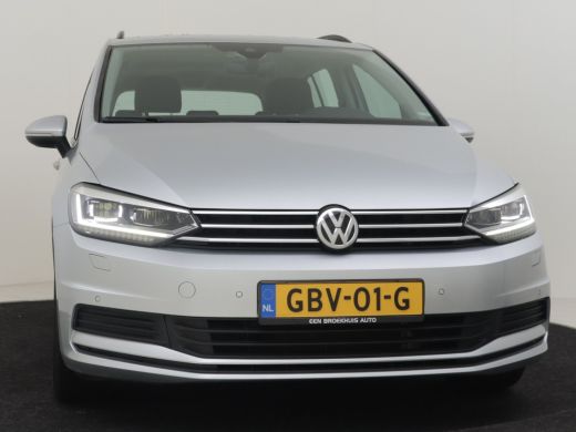 Volkswagen Touran 1.5TSI 150pk DSG | 100% Dealeronderhouden | Navigatie | Adaptive Cruise Control | Stoelverwarming... ActivLease financial lease