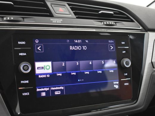Volkswagen Touran 1.5TSI 150pk DSG | 100% Dealeronderhouden | Navigatie | Adaptive Cruise Control | Stoelverwarming... ActivLease financial lease