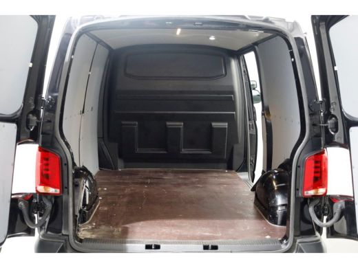 Volkswagen Transporter T6.1 2.0 TDI Lang Comfortline Airco/Navi 04-2020 ActivLease financial lease