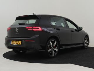 Volkswagen Golf 1.4 245PK eHybrid GTE | Matrix LED Koplampen | Stoel+Stuurwielverwaming | DeepBlack Parellak | 18...