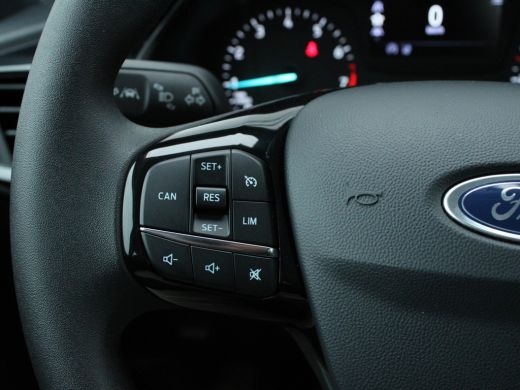 Ford Fiesta 1.1 Trend NL AUTO | AIRCO | NAVI| PDC ActivLease financial lease