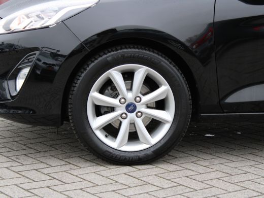 Ford Fiesta 1.1 Trend NL AUTO | AIRCO | NAVI| PDC ActivLease financial lease