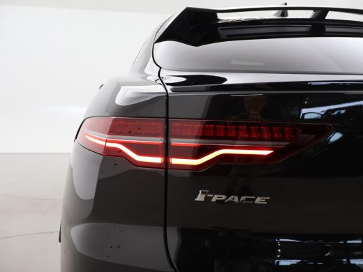 Jaguar I-PACE EV400 SE *INCL BTW* + MERIDIAN / STUURVERW. / LEDER / APPLE CARPLAY / 360 CAMERA ActivLease financial lease