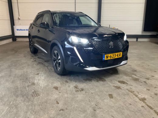 Peugeot 2008 1.2 PureTech Allure ActivLease financial lease