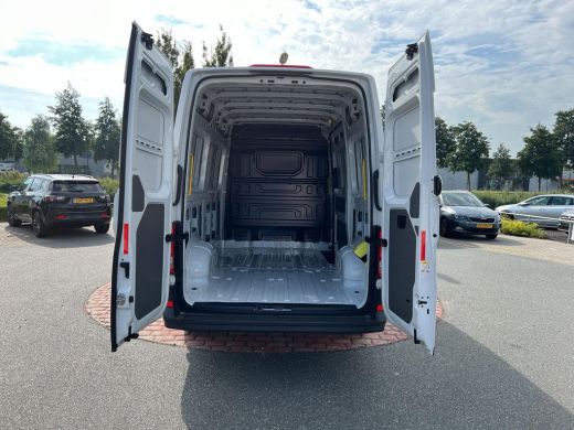 Volkswagen Crafter 35 2.0 TDI 140 pk H6 L3H3 | Airco | ERGO | App | ERGO Massage | Navi via App | PDC | Bij. Bank | ... ActivLease financial lease