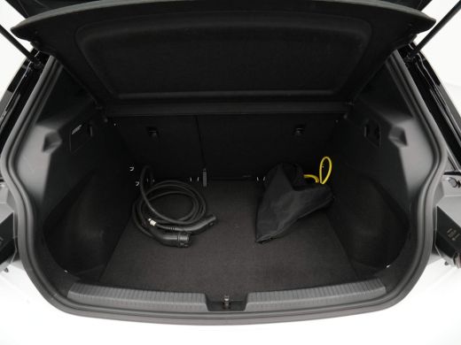 Volkswagen ID.3 Pro 58 kWh Navigatie Pdc Clima Acc 196 ActivLease financial lease