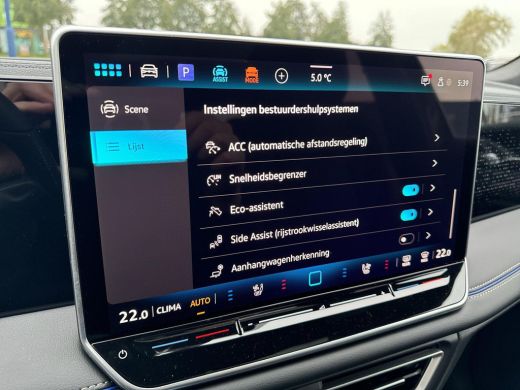 Volkswagen Tiguan 1.5 TSI 150 pk R-Line | Pano Dak | ERGO | Trekhaak | HUD | Mild Hybrid | Vol! |Leder | ActivLease financial lease