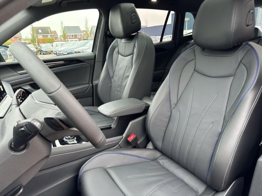 Volkswagen Tiguan 1.5 TSI 150 pk R-Line | Pano Dak | ERGO | Trekhaak | HUD | Mild Hybrid | Vol! |Leder | ActivLease financial lease