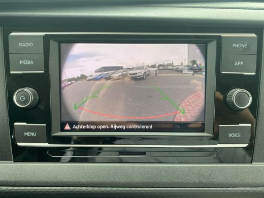 Volkswagen Transporter 2.0 TDI 110 pk L1H1 28 | Bijrijdersbank | Achterdeuren | A-Camera | BPM Vrij | Navi via App | ActivLease financial lease