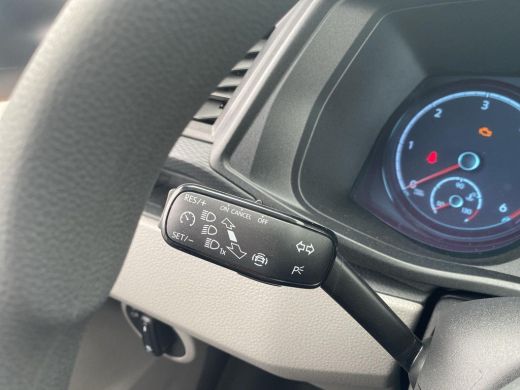 Volkswagen Transporter 2.0 TDI 110 pk L1H1 28 | Bijrijdersbank | Achterdeuren | A-Camera | BPM Vrij | Navi via App | ActivLease financial lease