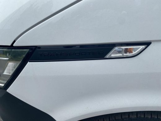 Volkswagen Transporter 2.0 TDI 110 pk L1H1 28 | Bijrijdersbank | Achterdeuren | A-Camera | BPM Vrij | Navi via App | ActivLease financial lease