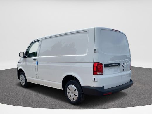 Volkswagen Transporter 2.0 TDI 110 pk L1H1 28 | Bijrijdersbank | Achterdeuren | A-Camera | BPM Vrij | Navi via App | ActivLease financial lease