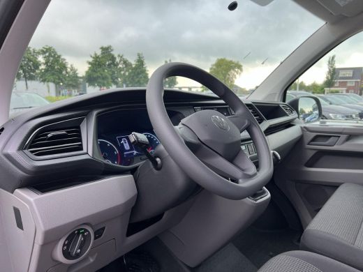 Volkswagen Transporter 2.0 TDI 110 pk L1H1 28 | Bijrijdersbank | Achterdeuren | A-Camera | Cruise | Navi via App | BPM V... ActivLease financial lease