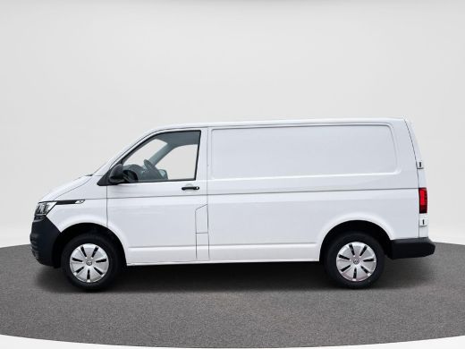 Volkswagen Transporter 2.0 TDI 110 pk L1H1 28 | Bijrijdersbank | Achterdeuren | A-Camera | Cruise | Navi via App | BPM V... ActivLease financial lease
