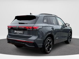 Volkswagen Tiguan 1.5 TSI 150 pk R-Line | Pano Dak | ERGO | Trekhaak | HUD | Mild Hybrid | Vol! |