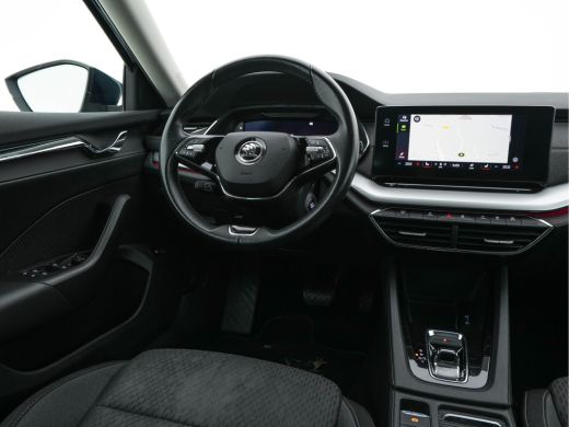 Skoda Octavia Combi 2.0 TDI Aut. *ADAPTIVE-CRUISE | FULL-LED | DIGI-COCKPIT | KEYLESS | DAB+ | NAVI-FULLMAP | E... ActivLease financial lease