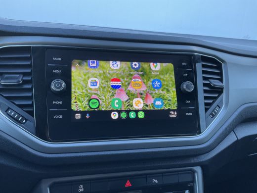 Volkswagen T-Roc 1.5 TSI R-Line AutomStoelverw Adaptive-Cruise Carplay-Navi 19inch Sport Business ActivLease financial lease
