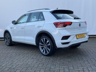 Volkswagen T-Roc 1.5 TSI R-Line AutomStoelverw Adaptive-Cruise Carplay-Navi 19inch Sport Business