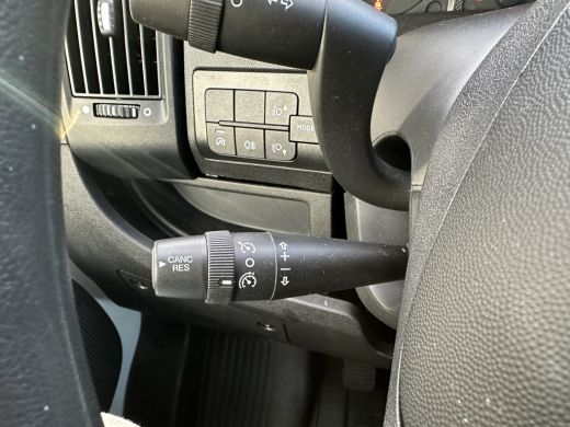 Citroën Jumper 2.2 BlueHDi 140 PK / L1H1 / 1e EIG. / 2.5T TREKHAAK / CAMERA / CRUISE / AIRCO / NAVIGATIE ActivLease financial lease