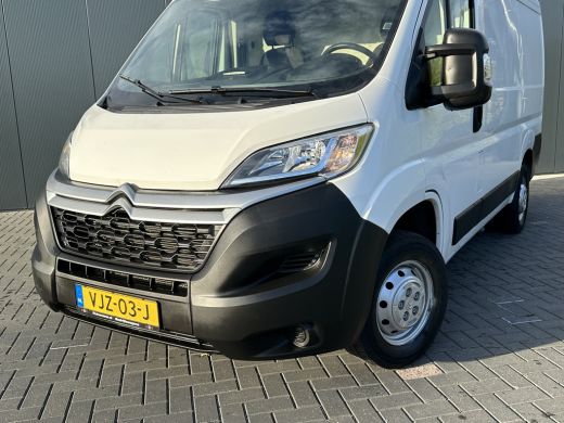 Citroën Jumper 2.2 BlueHDi 140 PK / L1H1 / 1e EIG. / 2.5T TREKHAAK / CAMERA / CRUISE / AIRCO / NAVIGATIE ActivLease financial lease