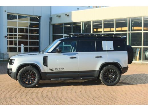 Land Rover Defender D240 110 S 7 Seater incl. Btw / BPM geel kenteken ActivLease financial lease
