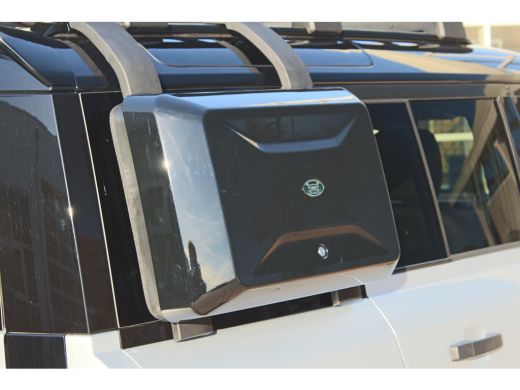 Land Rover Defender D240 110 S 7 Seater incl. Btw / BPM geel kenteken ActivLease financial lease