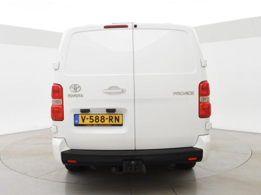 Toyota ProAce Worker 2.0 D-4D 177 PK AUT. LONG + 2 SCHUIFDEUREN / CAMERA / TREKHAAK / NAVIGATIE ActivLease financial lease