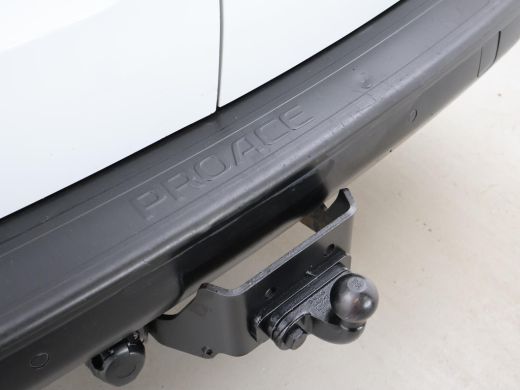 Toyota ProAce 2.0 D-4D 177 PK AUT. LONG + 2 SCHUIFDEUREN / CAMERA / TREKHAAK / NAVIGATIE ActivLease financial lease