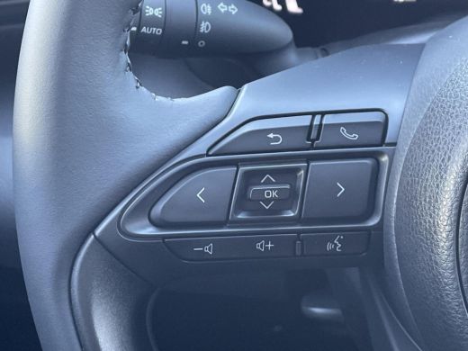 Toyota Yaris 1.5 Hybrid 115 First Edition **NAVIGATIE/ PARKEERCAMERA/ APPLE CARPLAY** ActivLease financial lease