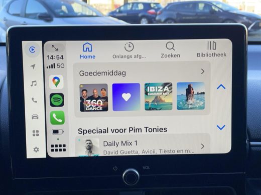 Toyota Yaris 1.5 Hybrid 115 First Edition **NAVIGATIE/ PARKEERCAMERA/ APPLE CARPLAY** ActivLease financial lease