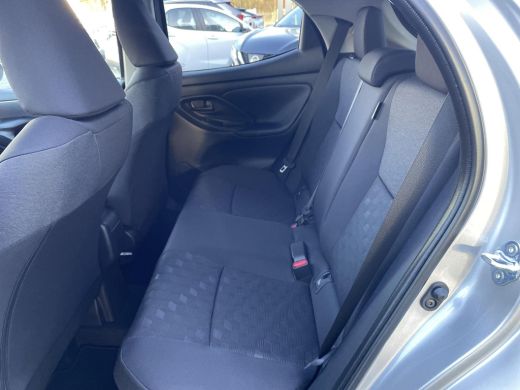 Toyota Yaris 1.5 Hybrid 115 First Edition **NAVIGATIE/ PARKEERCAMERA/ APPLE CARPLAY** ActivLease financial lease