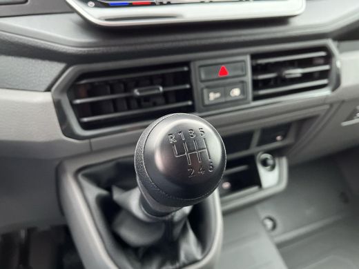 Volkswagen Crafter 35 2.0 TDI L3H3 140Pk Model 2025 | A-Camera |ERGO | LED | BPM Vrij | ActivLease financial lease