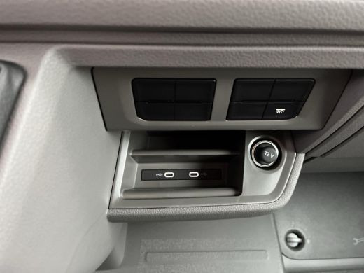 Volkswagen Crafter 35 2.0 TDI L3H3 140Pk Model 2025 | A-Camera |ERGO | LED | BPM Vrij | ActivLease financial lease