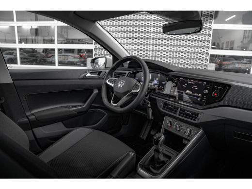 Volkswagen Polo Volkswagen Life Edition Inclusief €2000,- inruilvoordeel + €1000,- korting  | 'App-Connect' draad... ActivLease financial lease