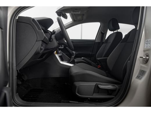 Volkswagen Polo Volkswagen Life Edition Inclusief €2000,- inruilvoordeel + €1000,- korting  | 'App-Connect' draad... ActivLease financial lease