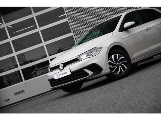Volkswagen Polo Volkswagen Life Edition Inclusief €2000,- inruilvoordeel + €1000,- korting  | 'App-Connect' draad... ActivLease financial lease