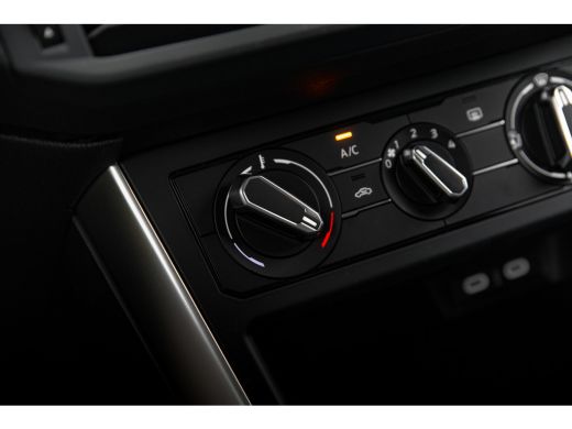 Volkswagen Polo Volkswagen Life Edition Inclusief €2000,- inruilvoordeel + €1000,- korting  | 'App-Connect' draad... ActivLease financial lease