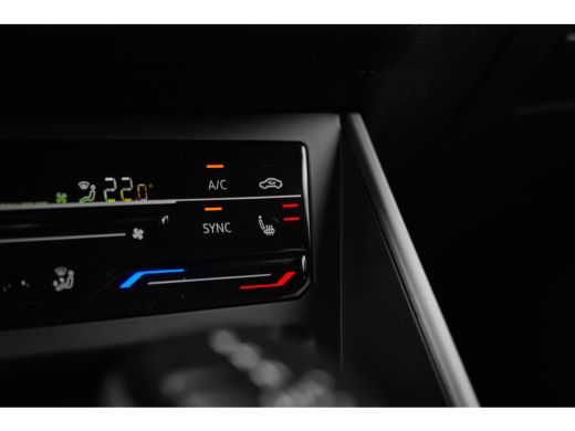Volkswagen Polo R-Line Edition Inclusief €2000,- inruilvoordeel  | 'App-Connect' draadloze smartphone integratie ... ActivLease financial lease