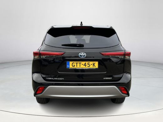 Toyota highlander 2.5 AWD Hybrid Premium | 7 persoons | Stoelverwarming- en koeling | Lederen bekleding ActivLease financial lease
