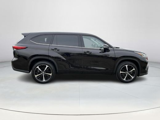 Toyota highlander 2.5 AWD Hybrid Premium | 7 persoons | Stoelverwarming- en koeling | Lederen bekleding ActivLease financial lease