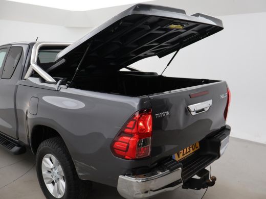 Toyota Hilux 2.4 D-4D-F 4X4 XTRA CAB PROFESSIONAL + 3500 KG TREKHAAK / CAMERA / NAVIGATIE ActivLease financial lease
