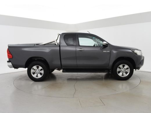 Toyota Hilux 2.4 D-4D-F 4X4 XTRA CAB PROFESSIONAL + 3500 KG TREKHAAK / CAMERA / NAVIGATIE ActivLease financial lease