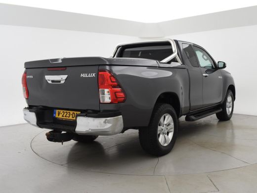 Toyota Hilux 2.4 D-4D-F 4X4 XTRA CAB PROFESSIONAL + 3500 KG TREKHAAK / CAMERA / NAVIGATIE ActivLease financial lease