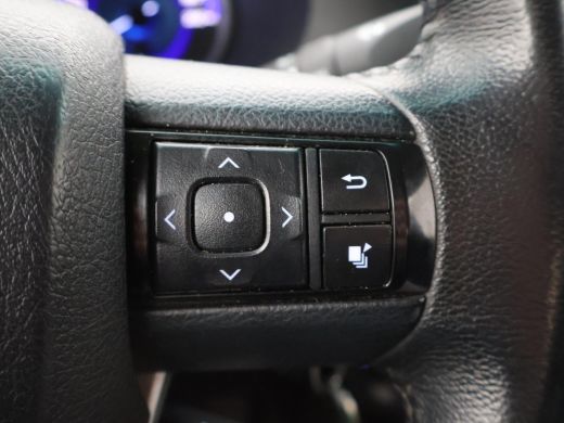 Toyota Hilux 2.4 D-4D-F 4X4 XTRA CAB PROFESSIONAL + 3500 KG TREKHAAK / CAMERA / NAVIGATIE ActivLease financial lease