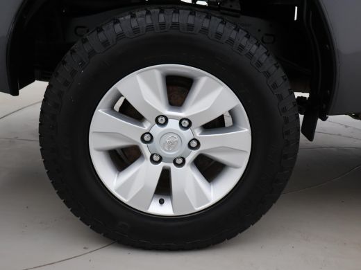 Toyota Hilux 2.4 D-4D-F 4X4 XTRA CAB PROFESSIONAL + 3500 KG TREKHAAK / CAMERA / NAVIGATIE ActivLease financial lease